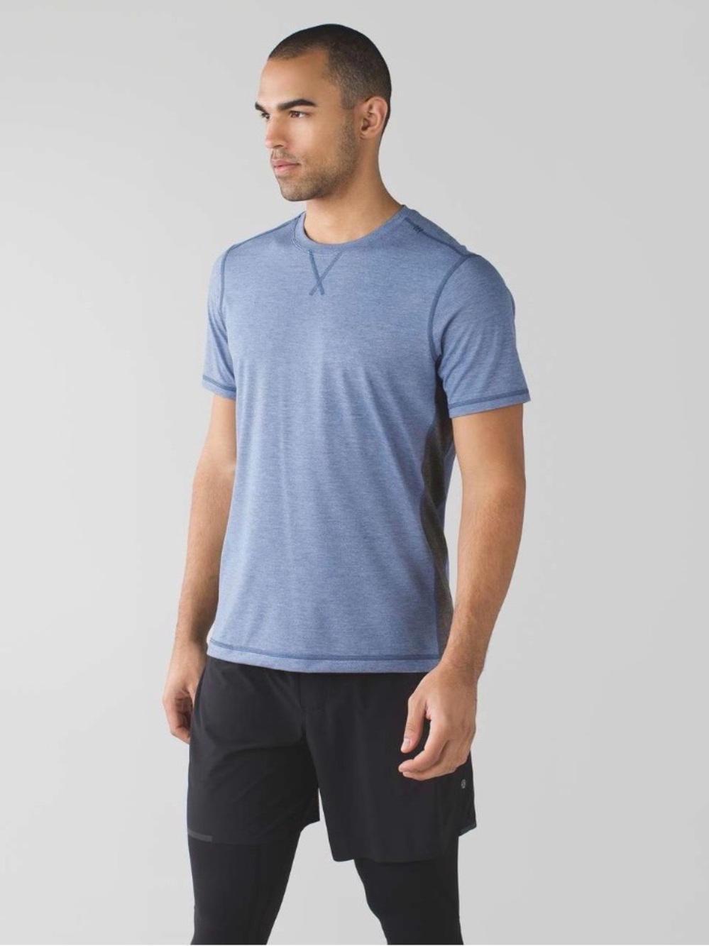 Lululemon T.H.E. Crew training shirt Men’s Size Medium in Blue | Gym Running